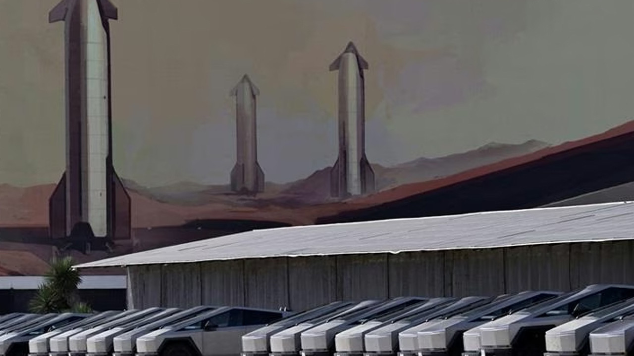 Elon Musk’tan Tesla ve SpaceX için sürpriz birleşme sinyali
