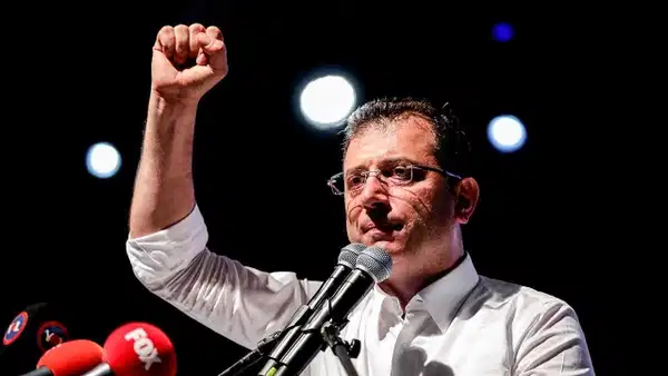 YENİ Parti kuruldu: İmamoğlu’ndan ilk mesaj!